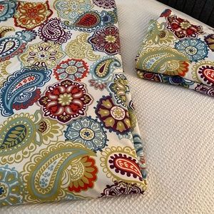 King duvet cover and shams